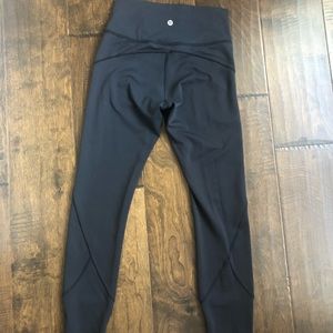 Lululemon 25” black yoga pants